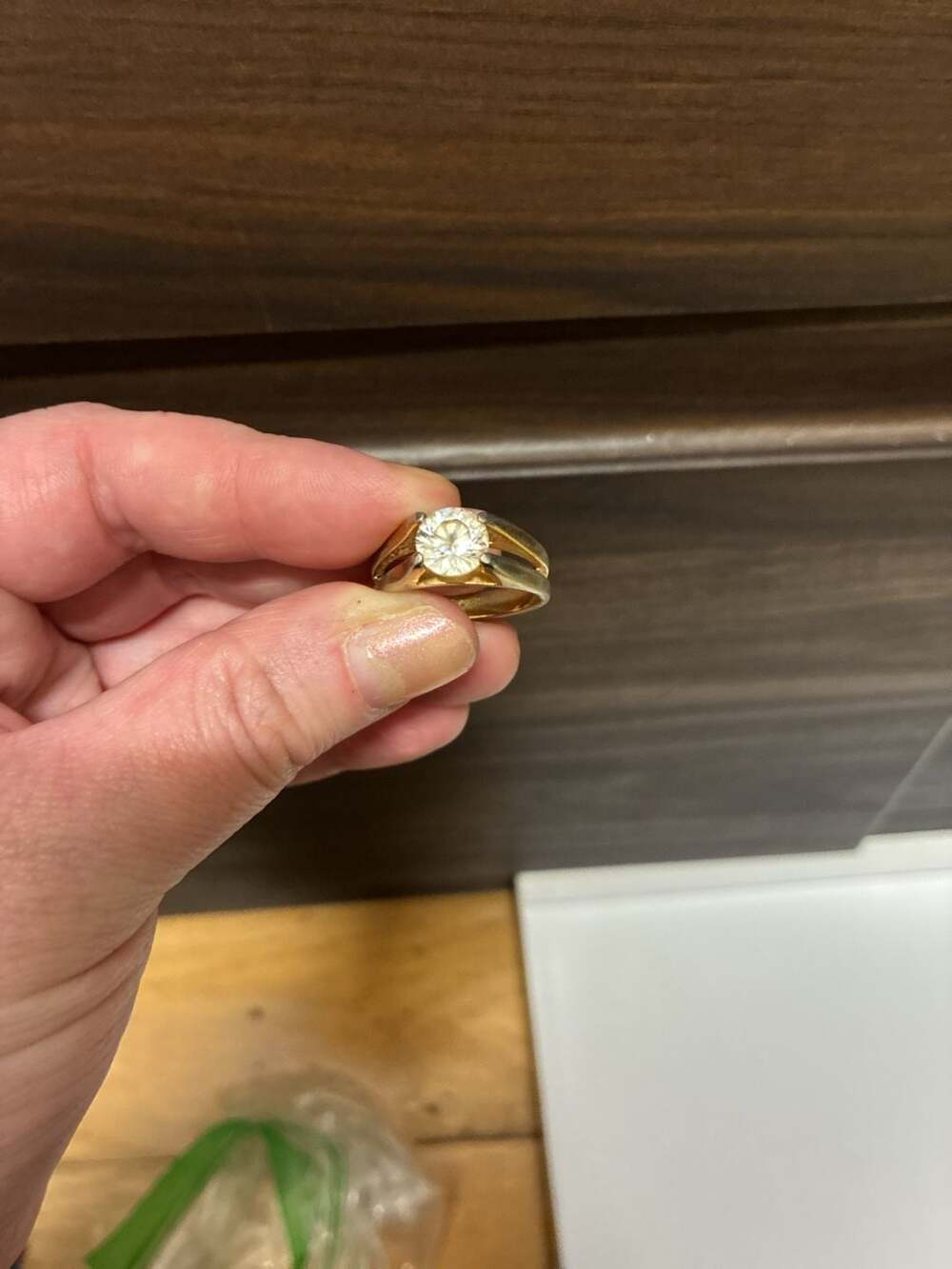Vintage Lind 14Kt Hge Solitaire CZ Ring